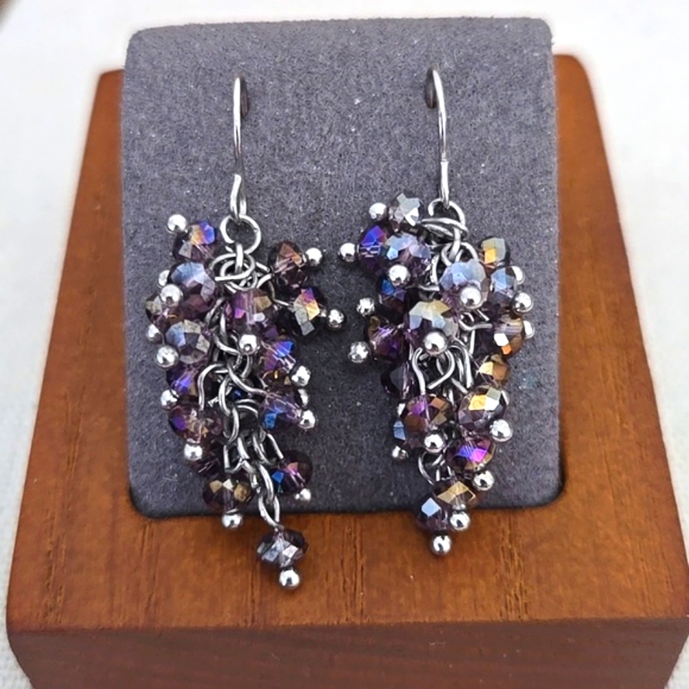 AURORA BOREALIS PURPLE GRAPE CLUSTER WIRE EARRINGS - Picture 1 of 3